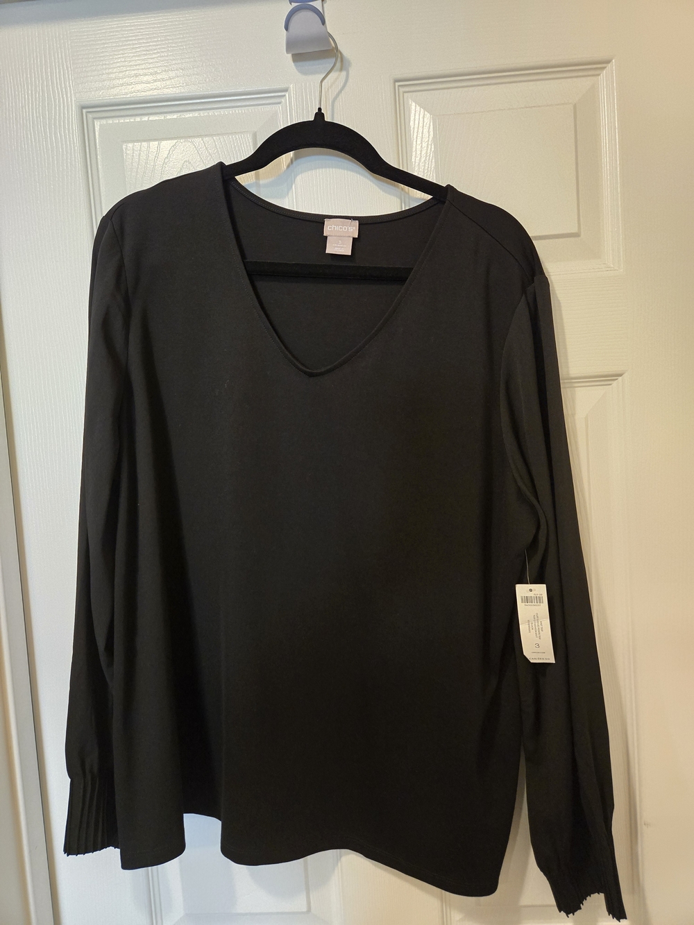 Chico's Black V-Neck Long Sleeve Blouse